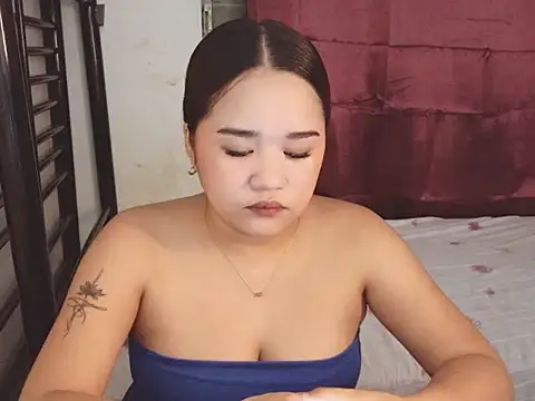 lilywanpolie_ stripchat live cam model