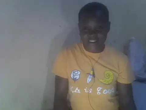 BUBBLY-QWEEN stripchat live cam model