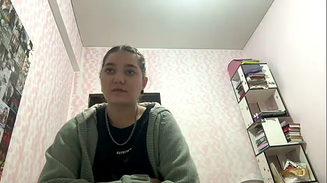 TynishaShute stripchat live cam model