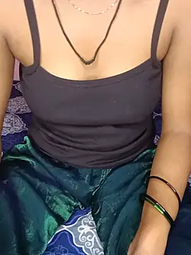 Zoya_Aura stripchat live cam model