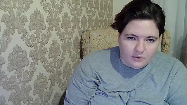 EmmaXKristall stripchat live cam model