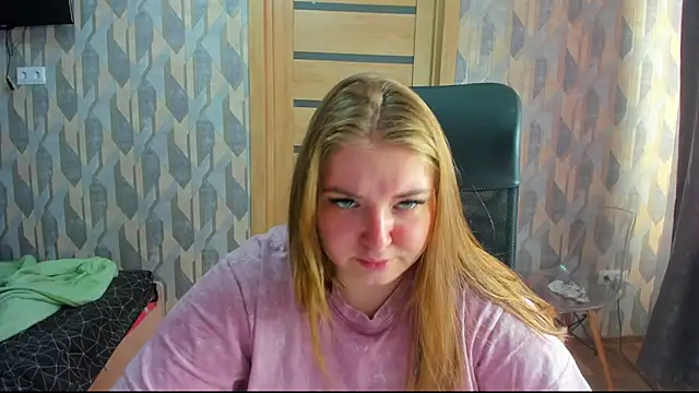 valery1610 stripchat live cam model