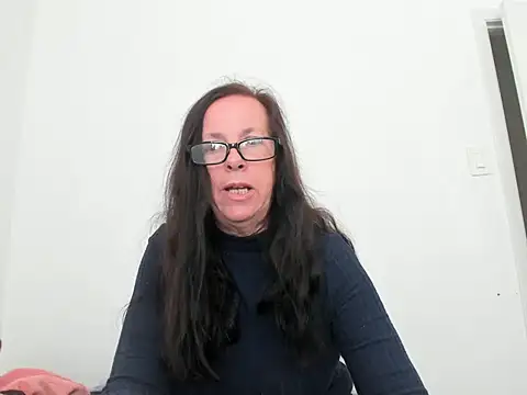 VerySassyPeachGoddess stripchat live cam model