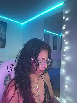 SamathaMay stripchat live cam model