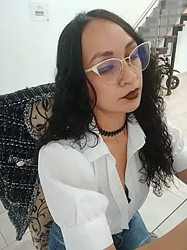 Allis0n_Queen stripchat live cam model