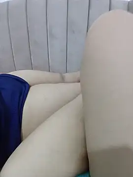 Lesbian_sexy stripchat live cam model