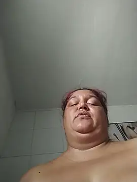quiqui49 stripchat live cam model