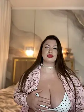Miss-Tiffaa stripchat live cam model