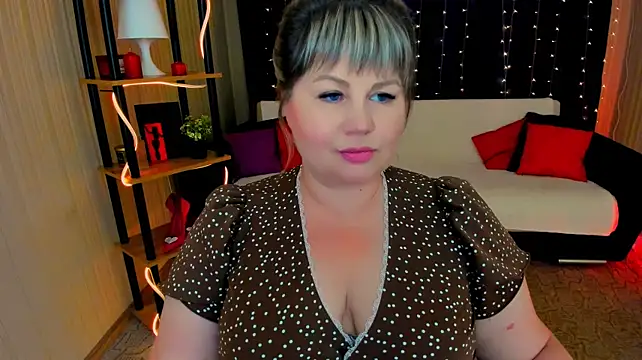 CrystaalStaar stripchat live cam model