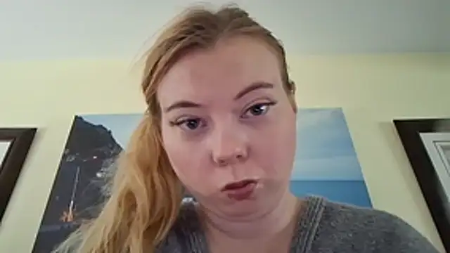 ShySweetheart stripchat live cam model