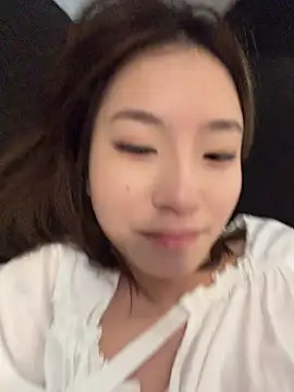 Uugirl00 stripchat live cam model