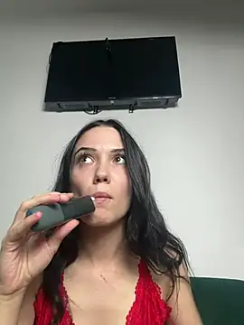 KaylaRosa stripchat live cam model