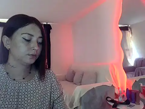 your_queen_cleopatra stripchat live cam model