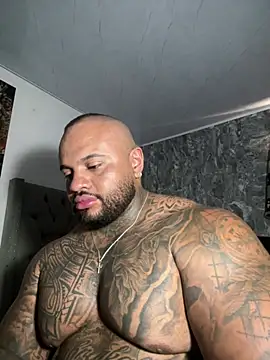 criss_zander292 stripchat live cam model