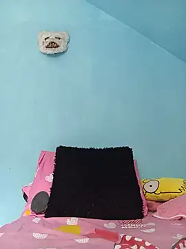 rousevelvet stripchat live cam model