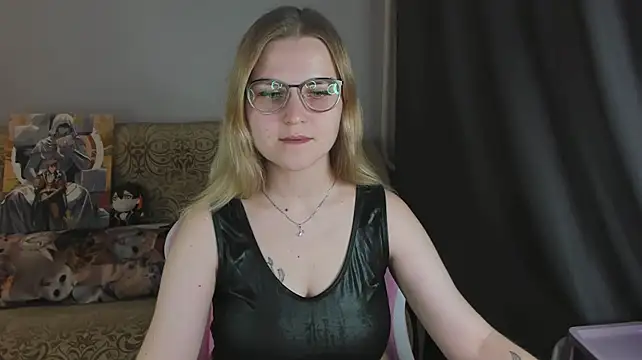 MissBrightShine stripchat live cam model
