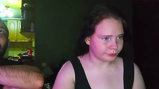 SweetPiggyx stripchat live cam model