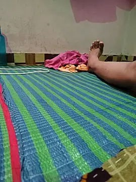 Hot-cute_beby stripchat live cam model