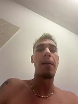 69SXX stripchat live cam model