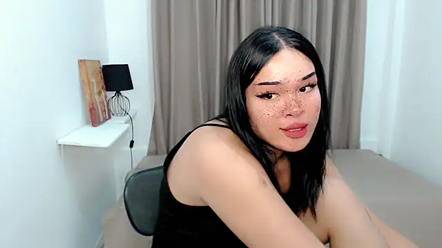 BrendaTaki stripchat live cam model