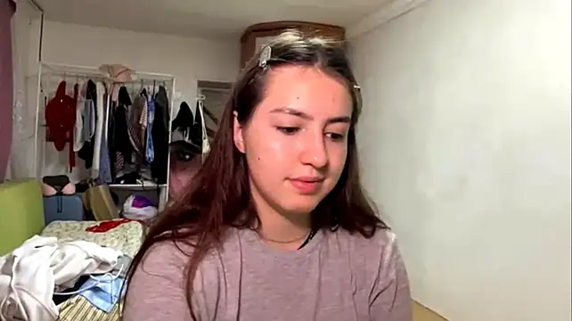 Soremi stripchat live cam model