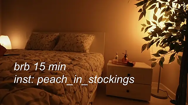 peach_in_stockings stripchat live cam model