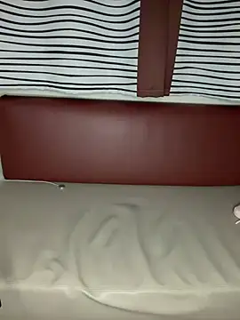 Chloe-ta stripchat live cam model