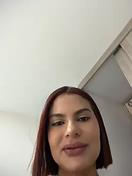 Irina_Velvett stripchat live cam model