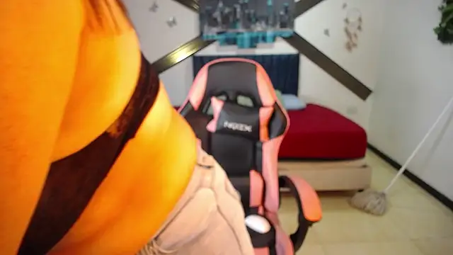 Megam_Meyer stripchat live cam model