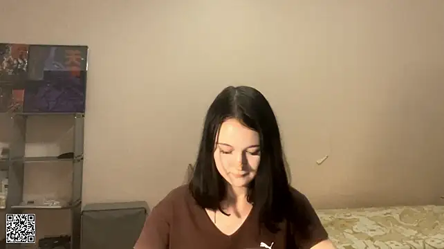 RukiyaLowland stripchat live cam model