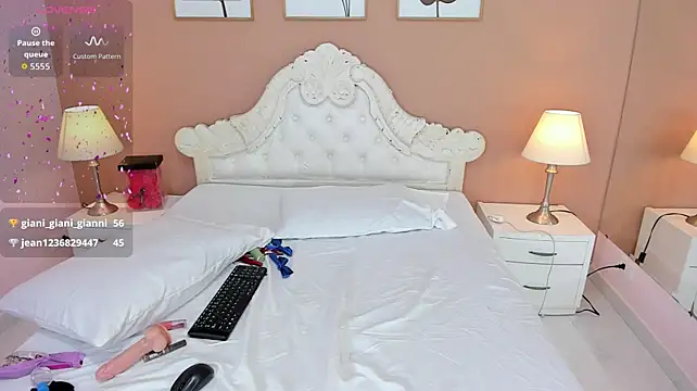 VictoriaGrimm stripchat live cam model