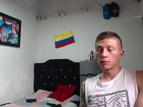 Stiiveen777 stripchat live cam model