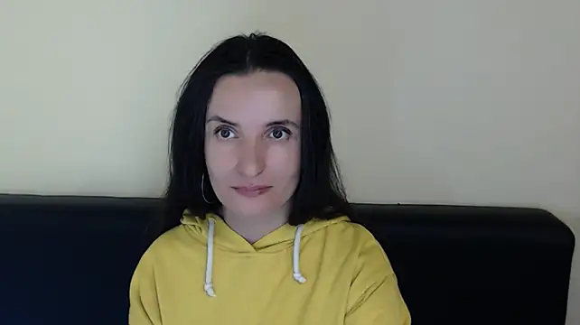 LaimaV_ stripchat live cam model