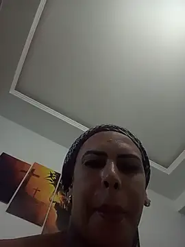 bonequinhalu stripchat live cam model