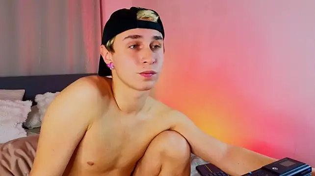 e1v1s stripchat live cam model
