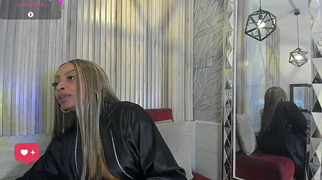 BriannaChelsea stripchat live cam model
