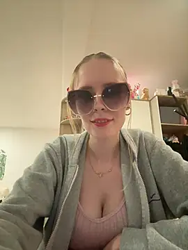 JanaLady stripchat live cam model