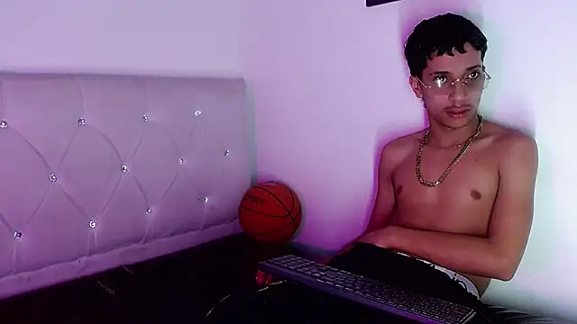 jl_brayan12 stripchat live cam model