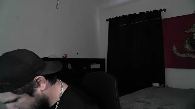 DevilPup75_ stripchat live cam model