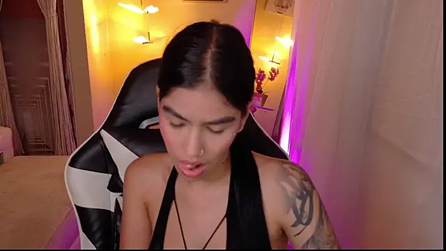 valeria-duarte stripchat live cam model