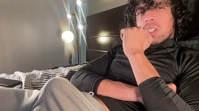beranco19 stripchat live cam model