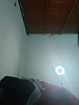 Mistressdionisia stripchat live cam model