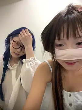 Rocket-Girl stripchat live cam model