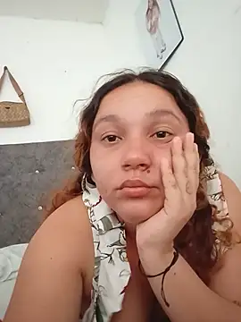 Kiarahotxplay stripchat live cam model