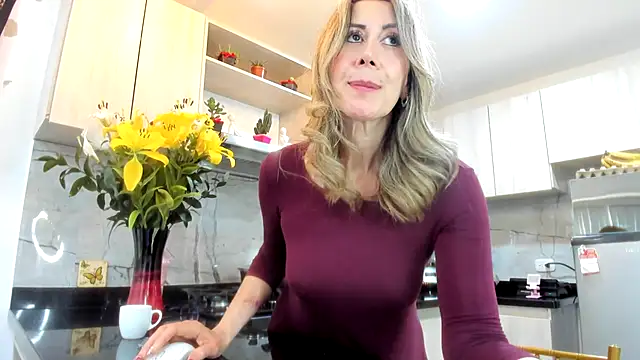 ashleymilf_1 stripchat live cam model