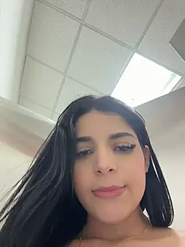 ArieliciousXXX stripchat live cam model