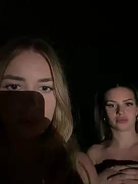 EvieEvans stripchat live cam model