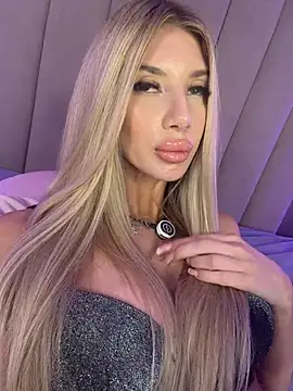 LynnAngel stripchat live cam model
