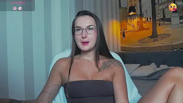 ALICE__ALICE69 stripchat live cam model