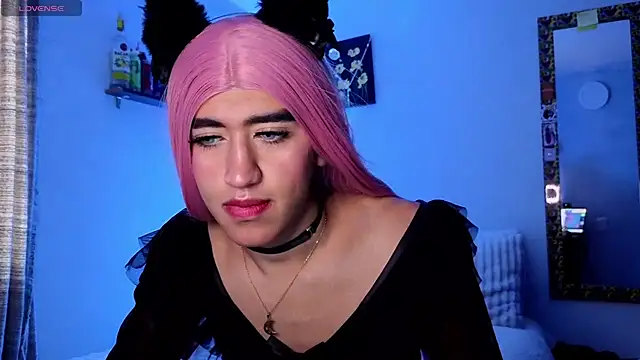 Luna_Sissy_ stripchat live cam model